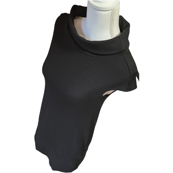 Express Women's Black Dress, Capped Sleeve, Turtle Neck, Gold Zipper,Size XS - Picture 15 of 16